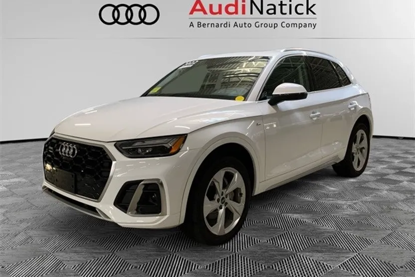 2022 Audi Q5 45 S line Premium Plus photo 1
