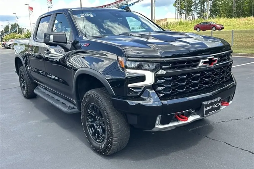 2024 Chevrolet Silverado 1500 ZR2 photo 1