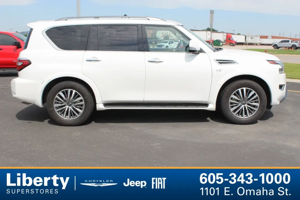 2021 Nissan Armada SV photo 1