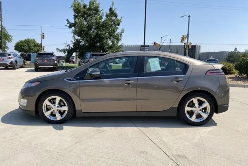 2014 Chevrolet Volt Base photo 1