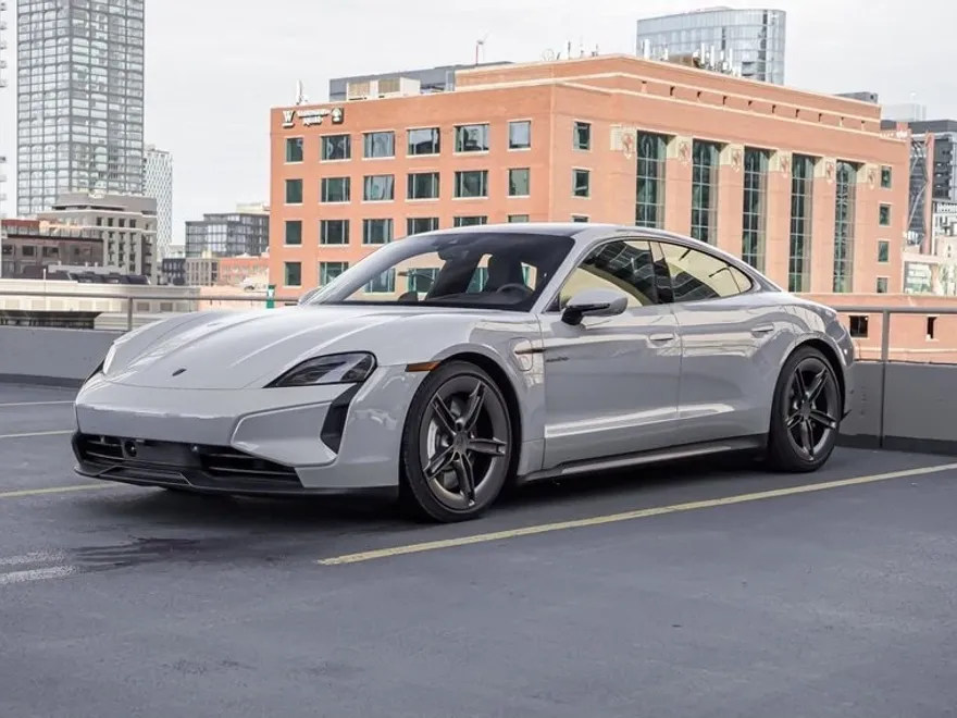 2025 Porsche Taycan Turbo photo 1