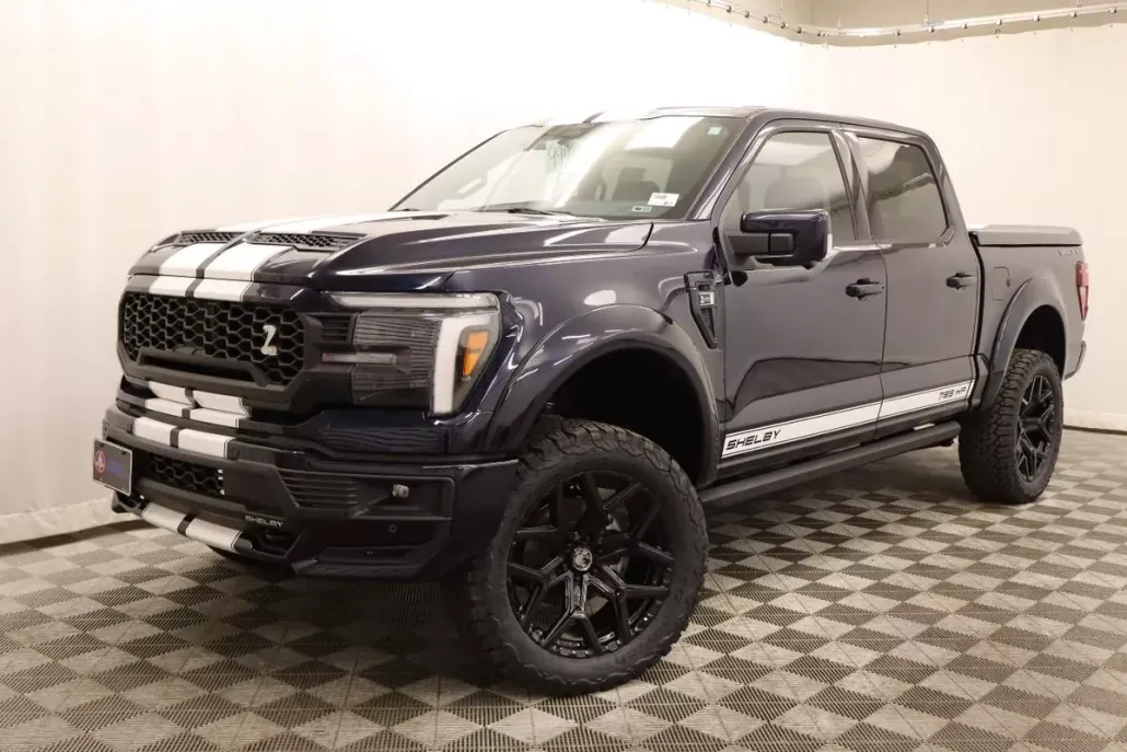 2025 Ford F-150 Lariat photo 1