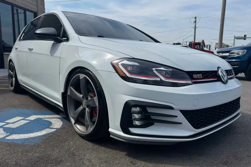 2019 Volkswagen Golf GTI Rabbit SE Autobahn photo 1