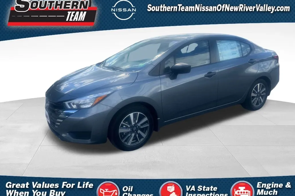 2025 Nissan Versa 1.6 S photo 1