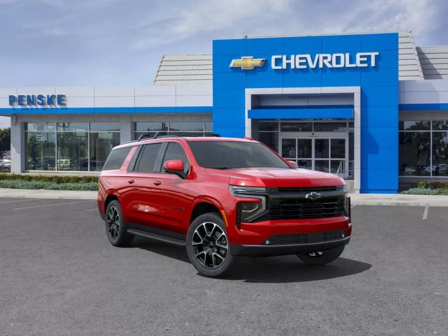 2025 Chevrolet Suburban RST photo 1