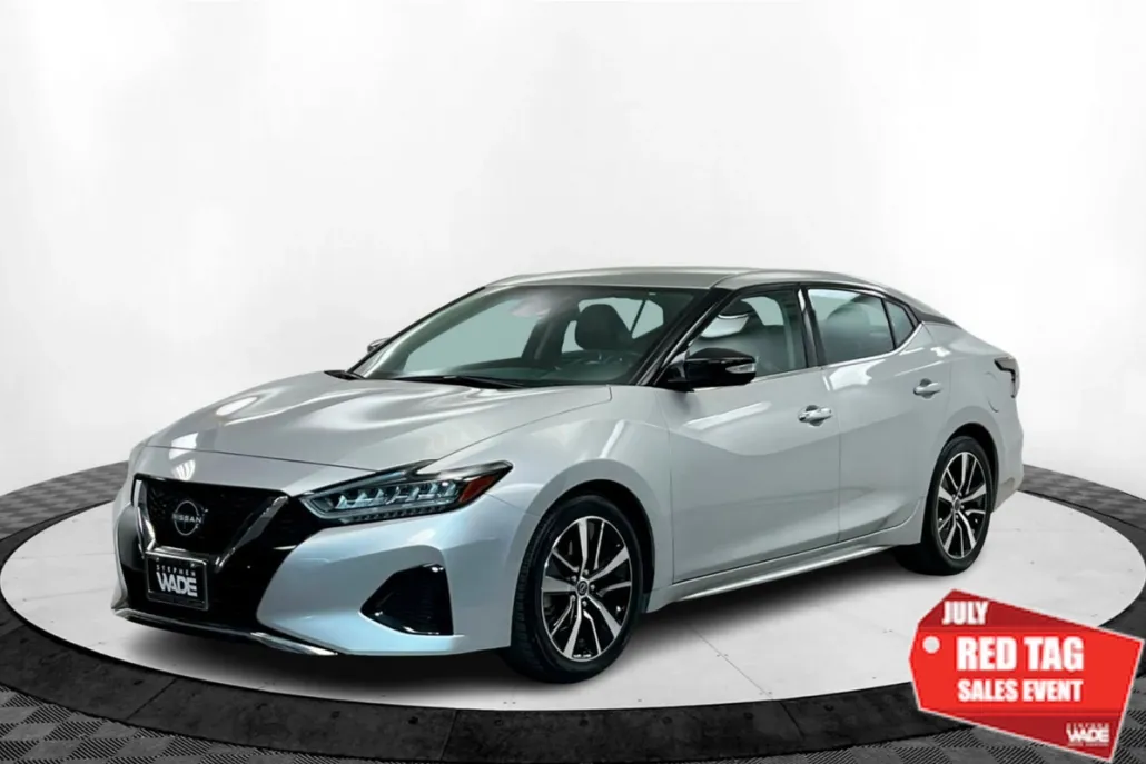 2023 Nissan Maxima SV photo 1