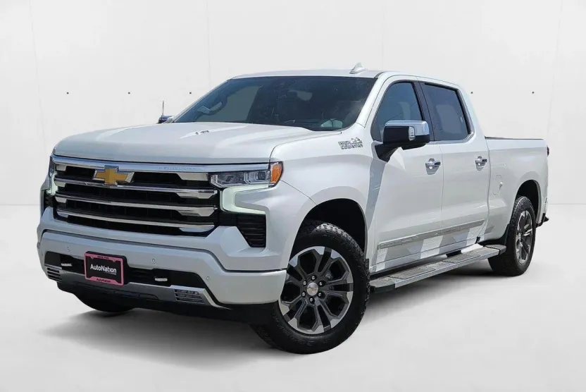 2025 Chevrolet Silverado 1500 High Country photo 1