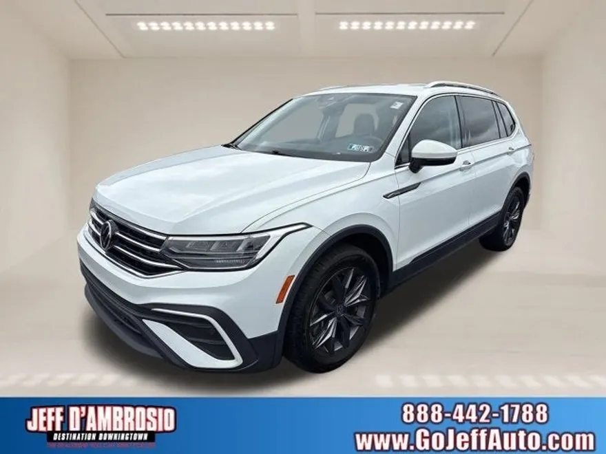 2022 Volkswagen Tiguan SE photo 1