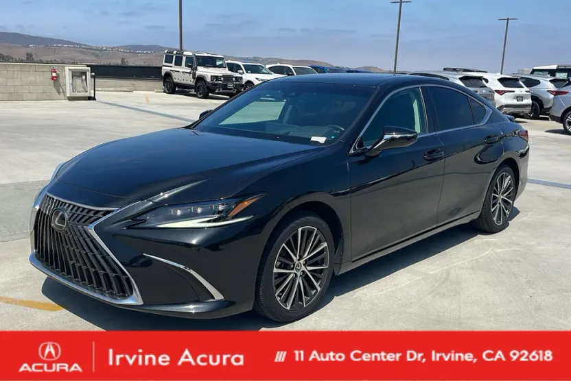 2024 Lexus ES 300h Premium photo 1