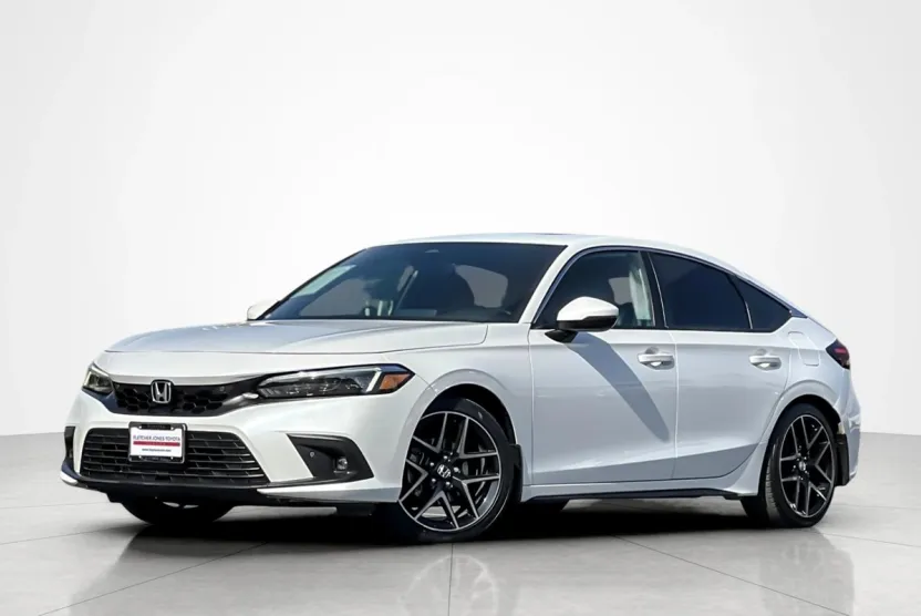 2022 Honda Civic Hatchback Sport Touring photo 1