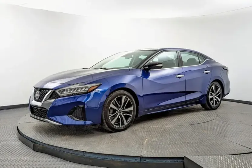 2023 Nissan Maxima SV photo 1