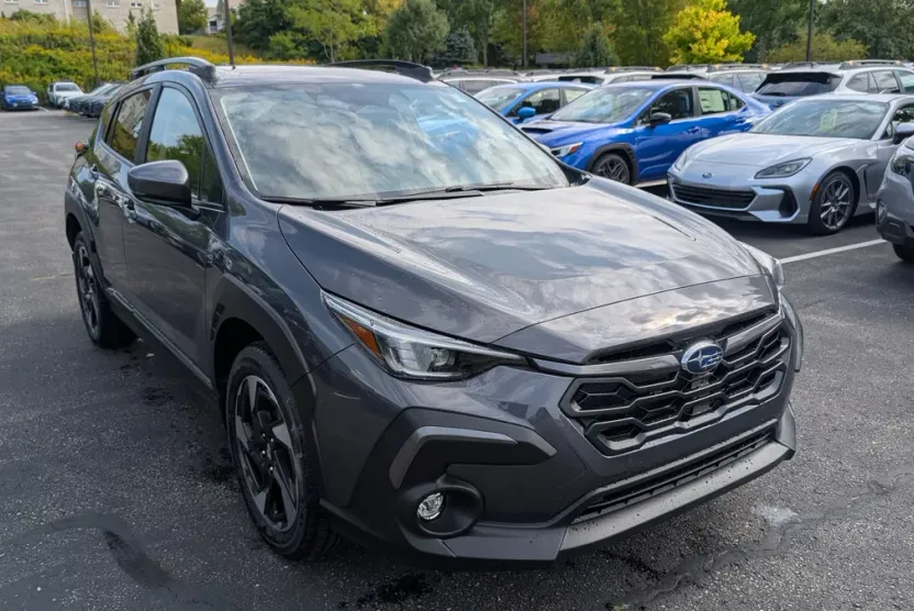 2025 Subaru Crosstrek Limited photo 1