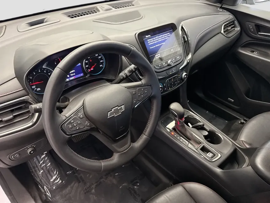 2022 Chevrolet Equinox RS photo 1