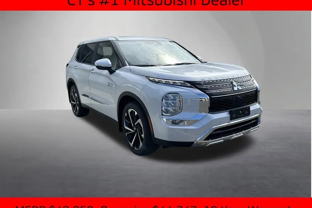2025 Mitsubishi Outlander PHEV SE photo 1