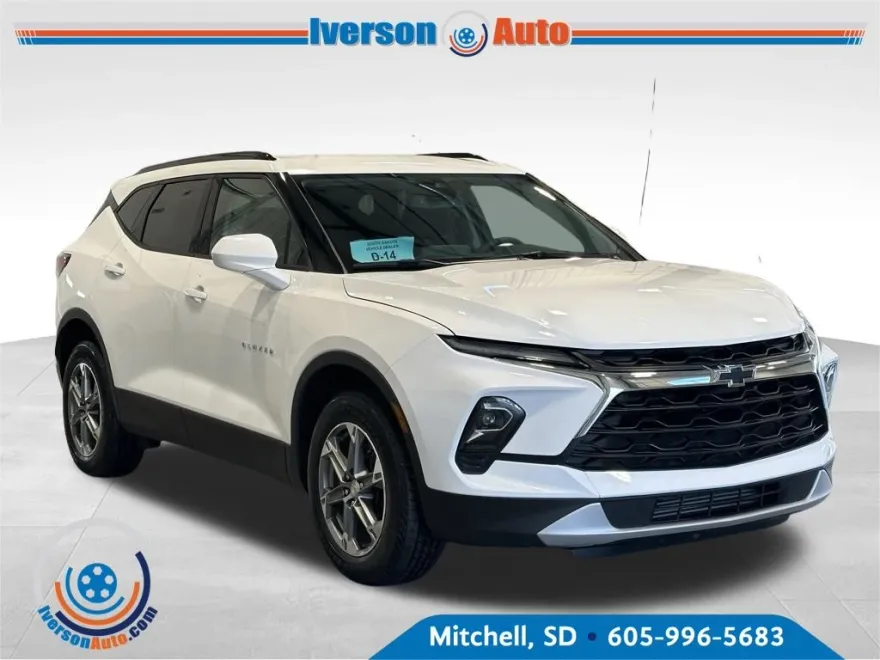 2023 Chevrolet Blazer 2LT photo 1