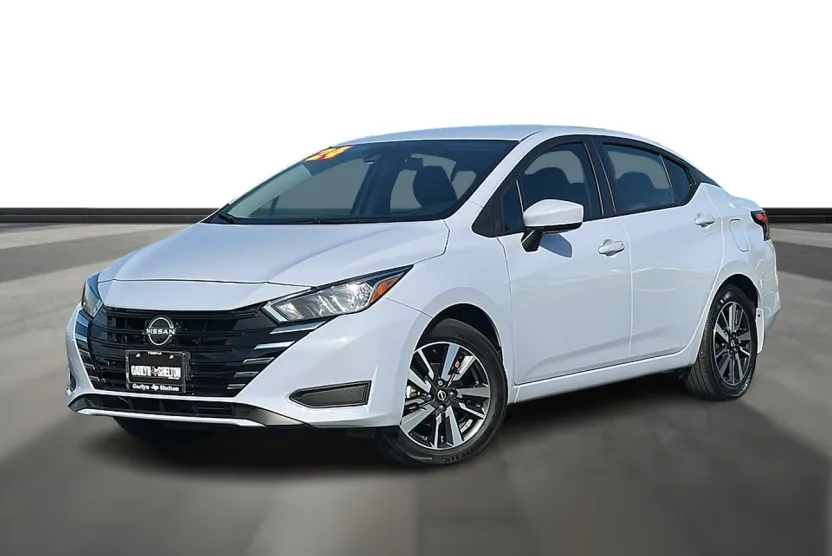 2024 Nissan Versa 1.6 SV photo 1