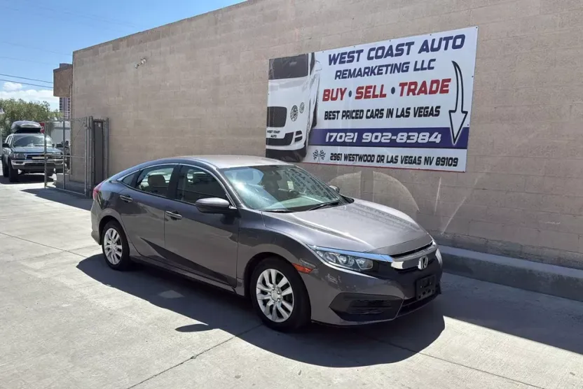 2017 Honda Civic LX photo 1