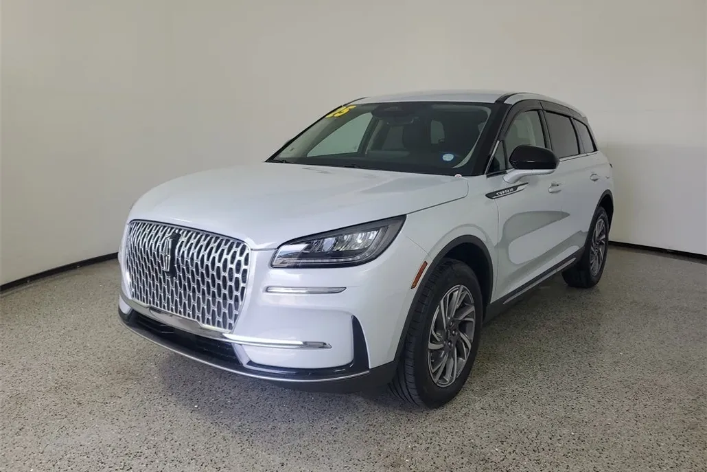 2025 Lincoln Corsair Premiere photo 1