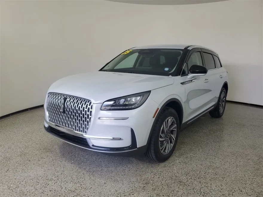 2025 Lincoln Corsair Premiere photo 1