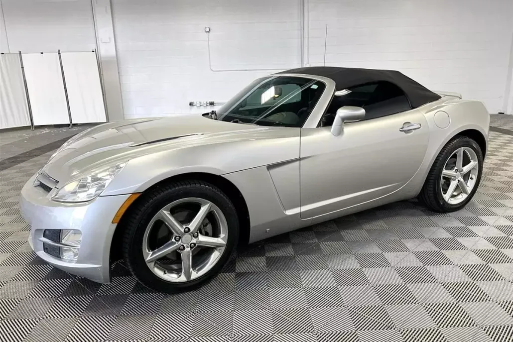 2007 Saturn Sky Convertible photo 1