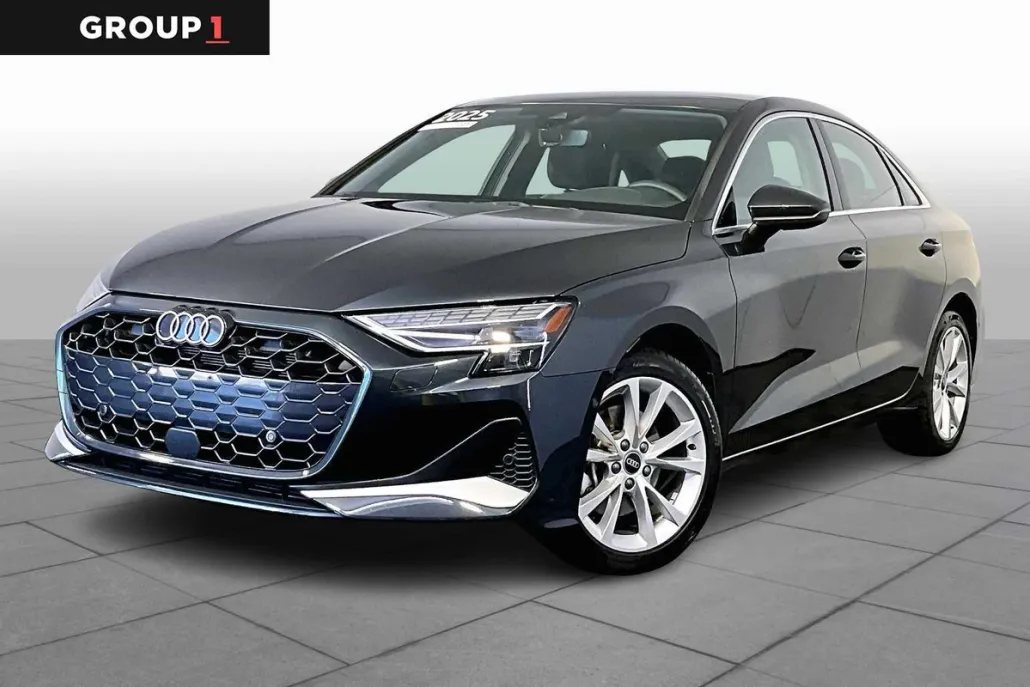2025 Audi A3 2.0T Premium photo 1