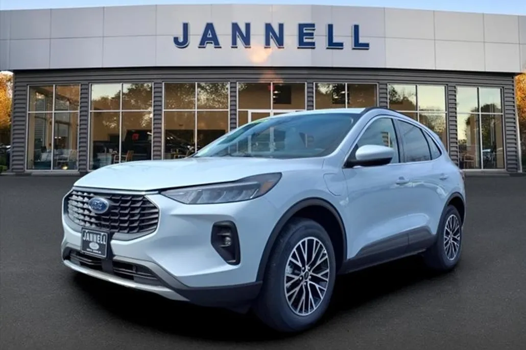 2025 Ford Escape Plug-In Hybrid photo 1