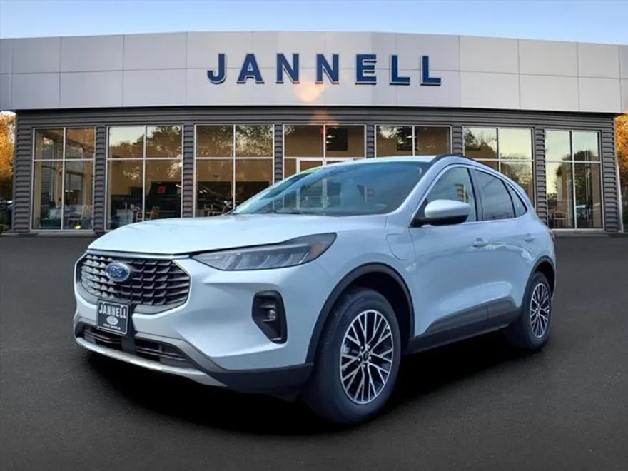 2025 Ford Escape Plug-In Hybrid photo 1