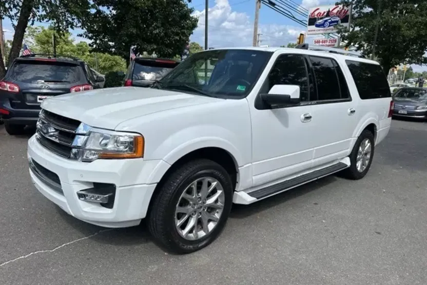 2017 Ford Expedition EL Limited photo 1