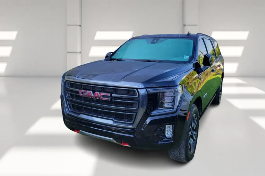 2021 Gmc Yukon XL AT4 photo 1