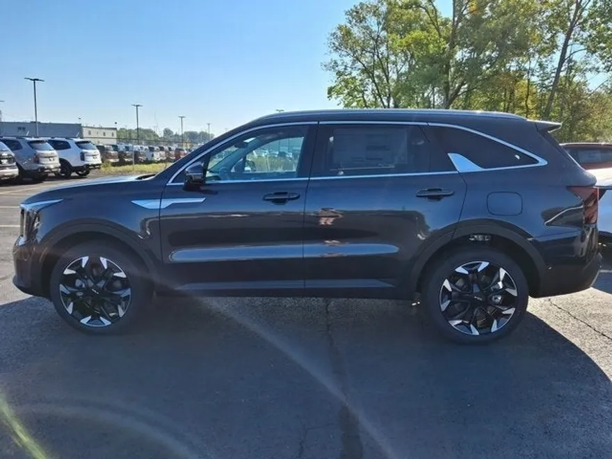 2026 Kia Sorento EX photo 1