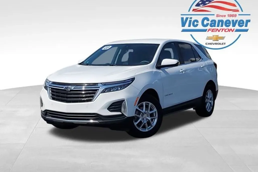 2023 Chevrolet Equinox LT photo 1