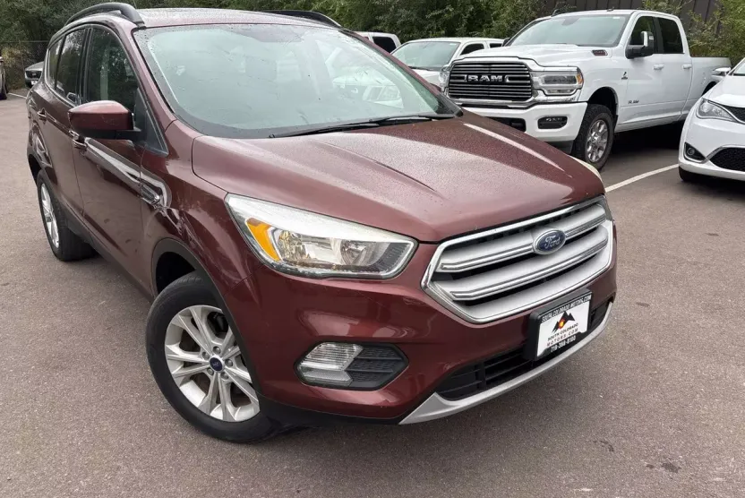 2018 Ford Escape SE photo 1
