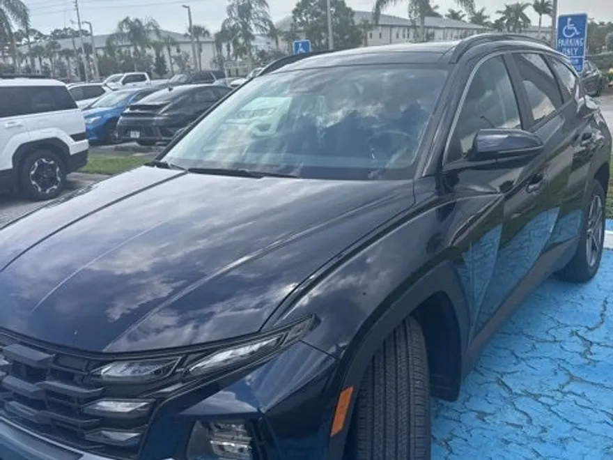 2025 Hyundai Tucson Hybrid SEL Convenience photo 1