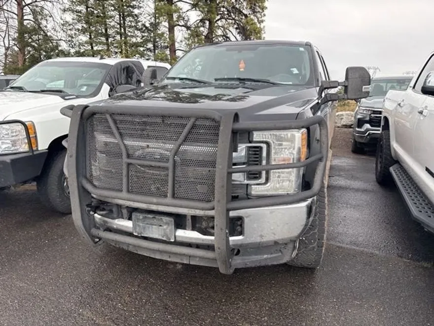 2017 Ford F-250 photo 1
