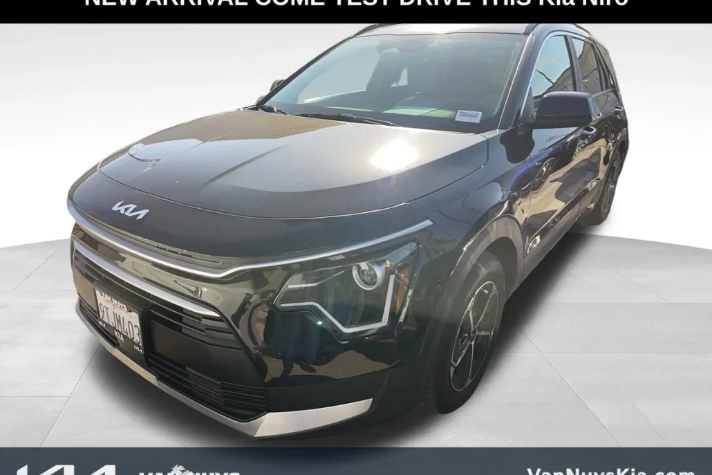 2025 Kia Niro EX photo 1