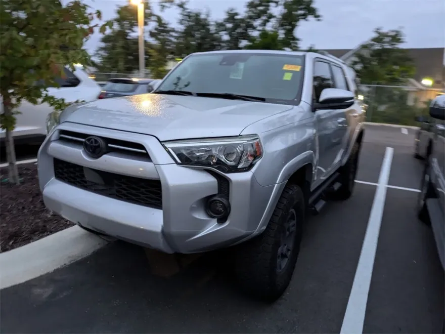 2020 Toyota 4Runner SR5 Premium photo 1