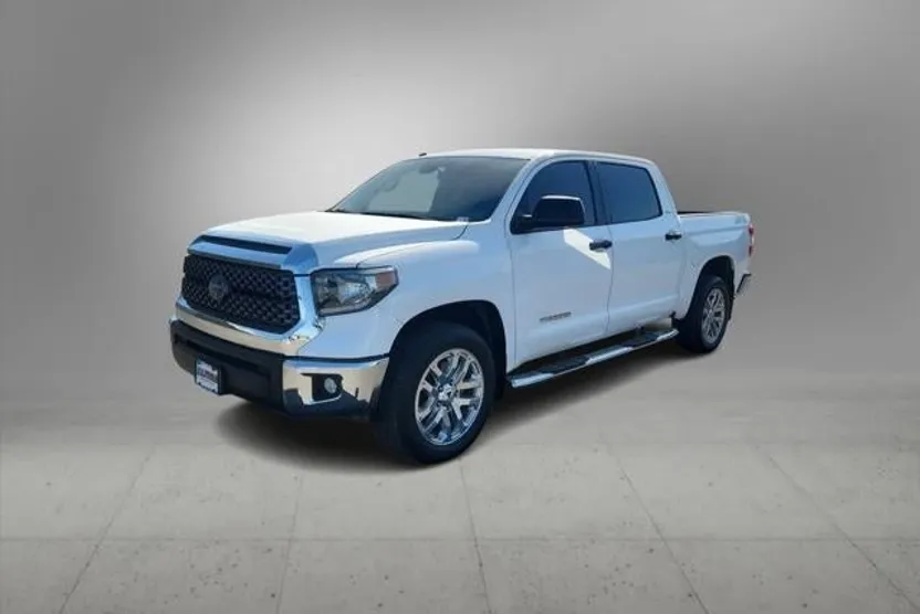 2018 Toyota Tundra SR5 photo 1