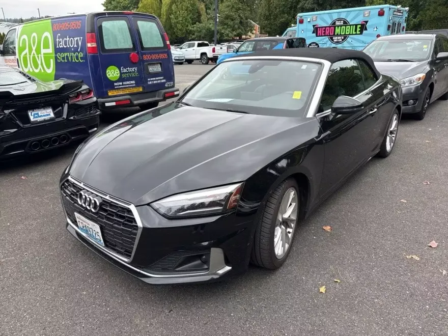 2022 Audi A5 45 Premium Cabriolet photo 1
