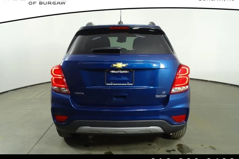 2020 Chevrolet Trax LT photo 1