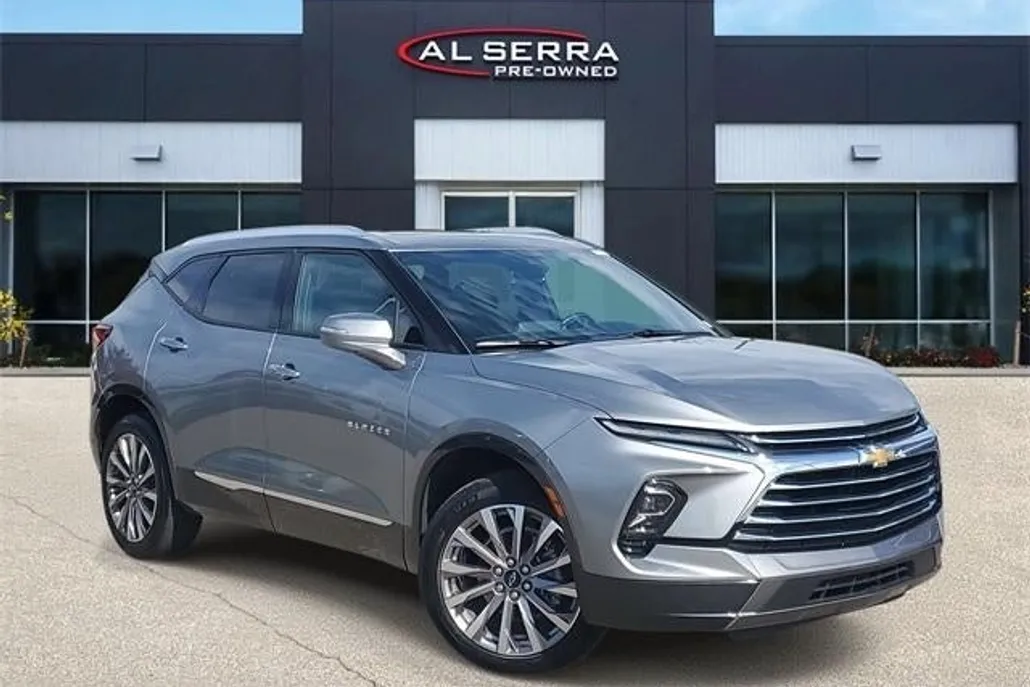 2023 Chevrolet Blazer Premier photo 1
