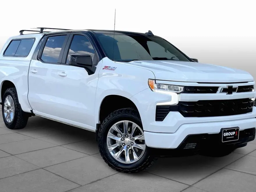 2023 Chevrolet Silverado 1500 RST photo 1