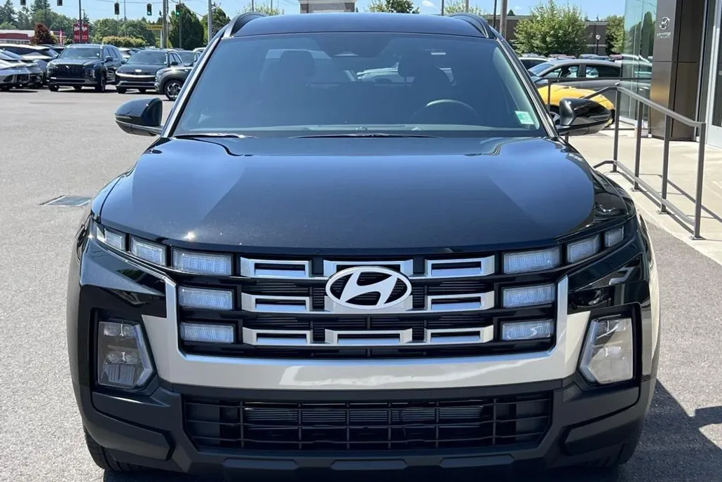 2025 Hyundai Santa Cruz SEL photo 1