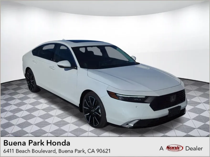 2025 Honda Accord Hybrid Touring photo 1