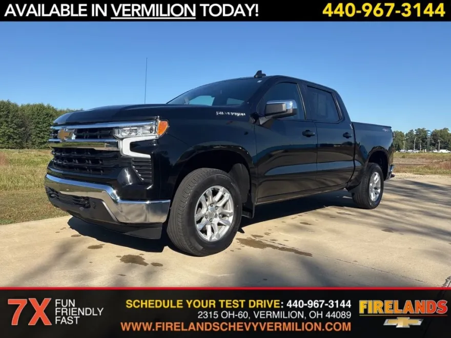 2022 Chevrolet Silverado 1500 LT photo 1