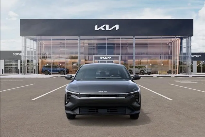 2025 Kia K4 LX photo 1