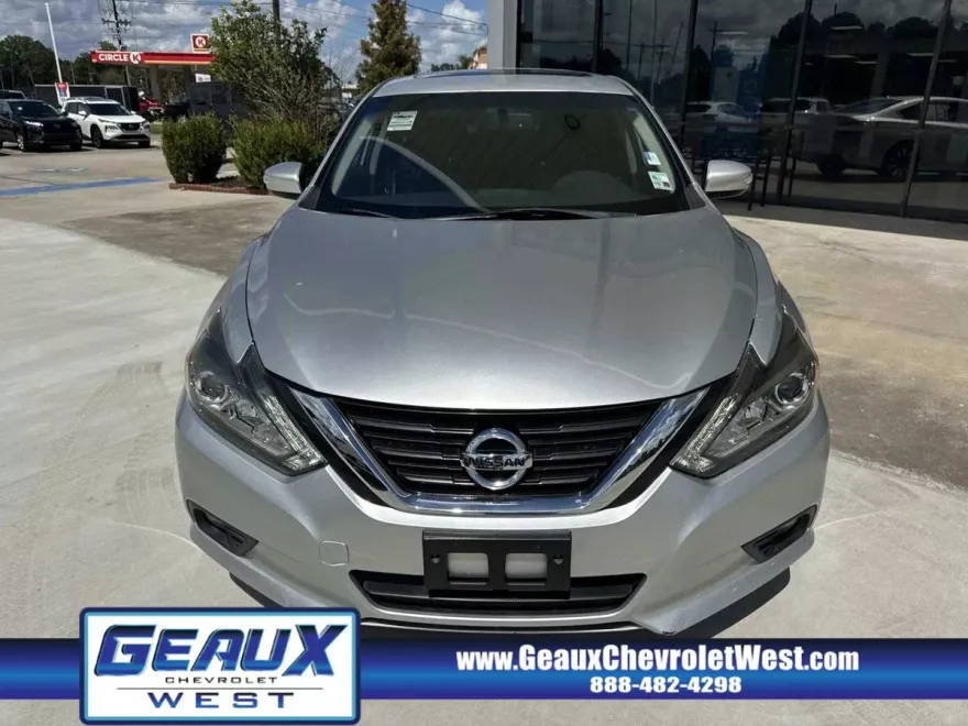 2017 Nissan Altima 2.5 SL photo 1