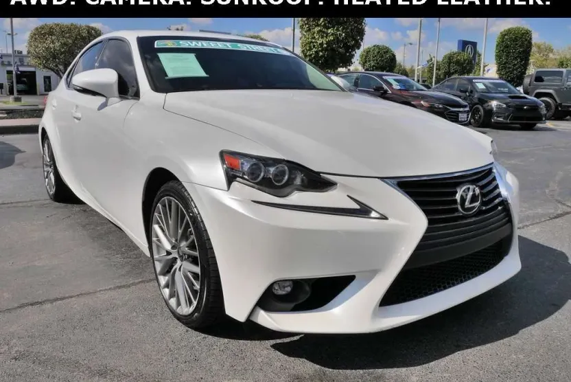 2015 Lexus IS 250 photo 1
