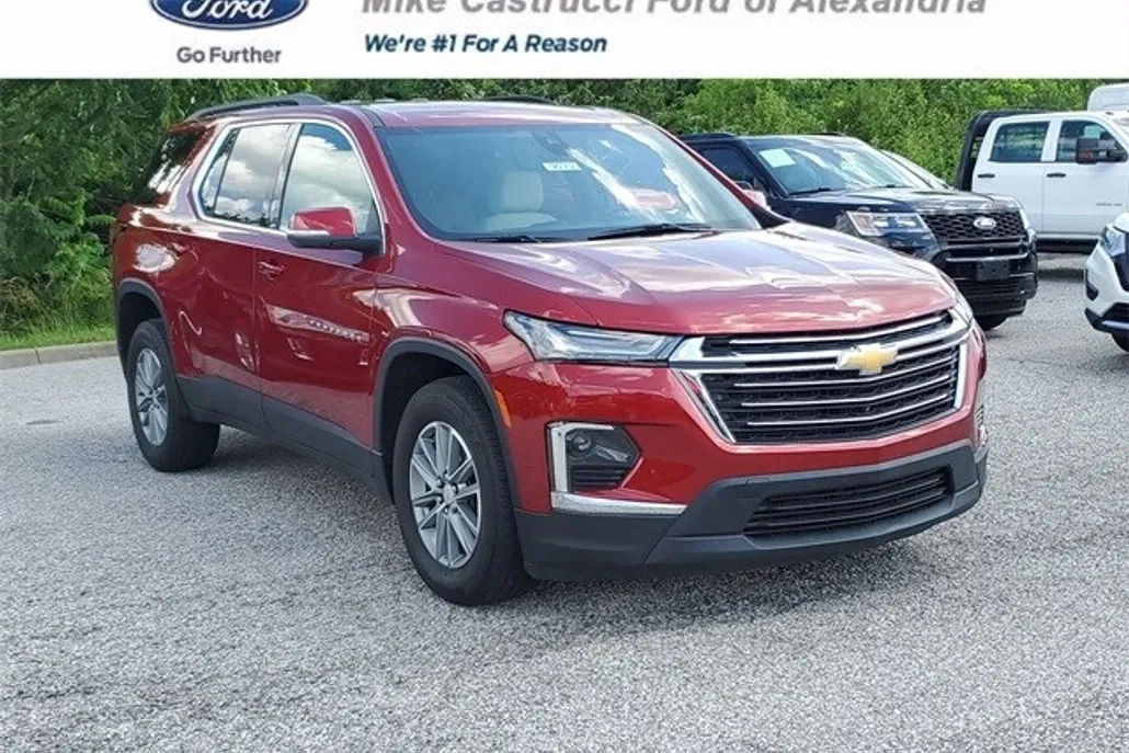2023 Chevrolet Traverse Cloth 1LT photo 1