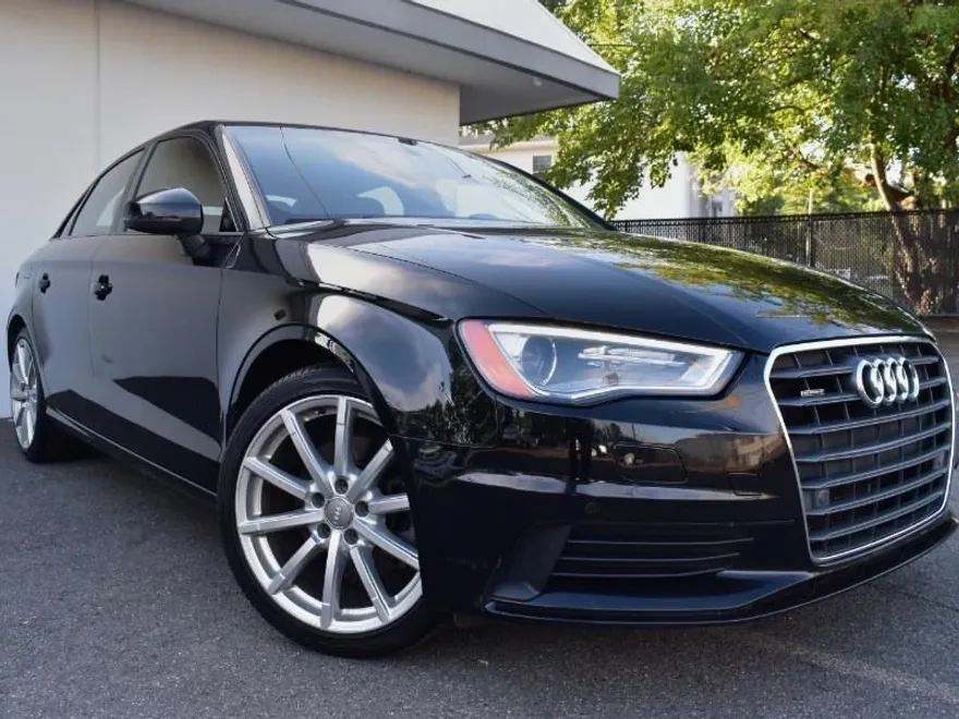2016 Audi A3 Quattro 2.0T Premium photo 1