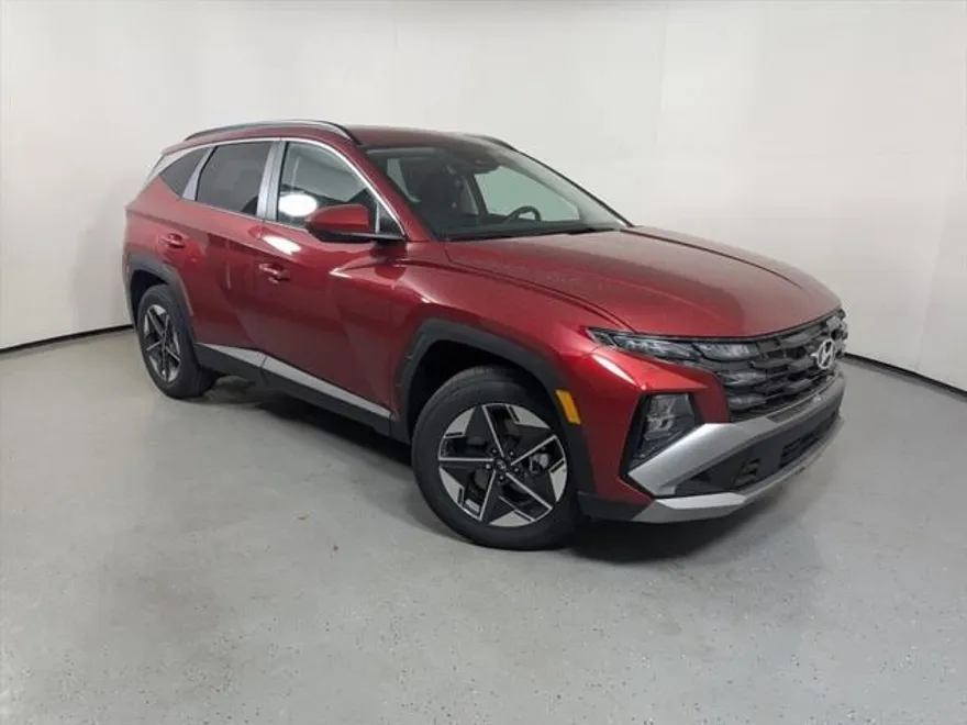 2025 Hyundai Tucson SEL photo 1